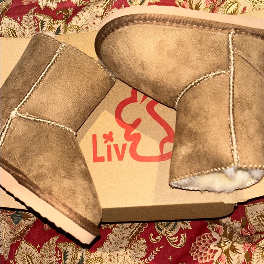 Liv Kids Tan Boots with Cozy Lining